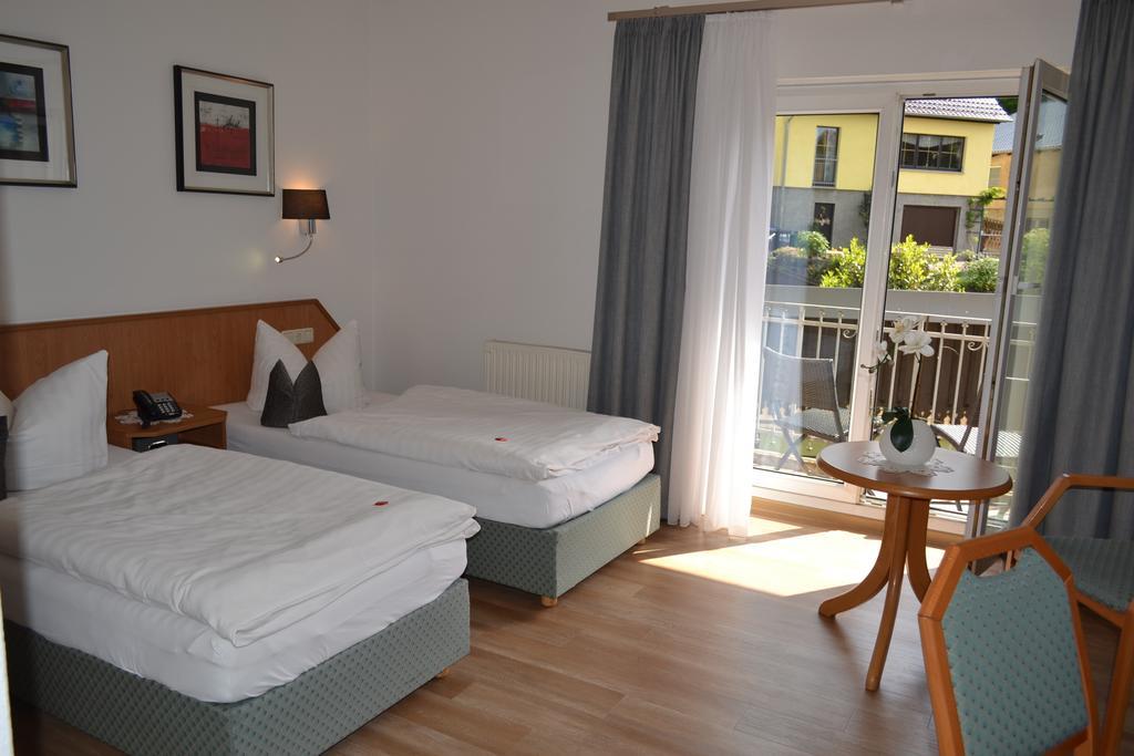 Hotel & Restaurant Zur Linde Freital Eksteriør billede