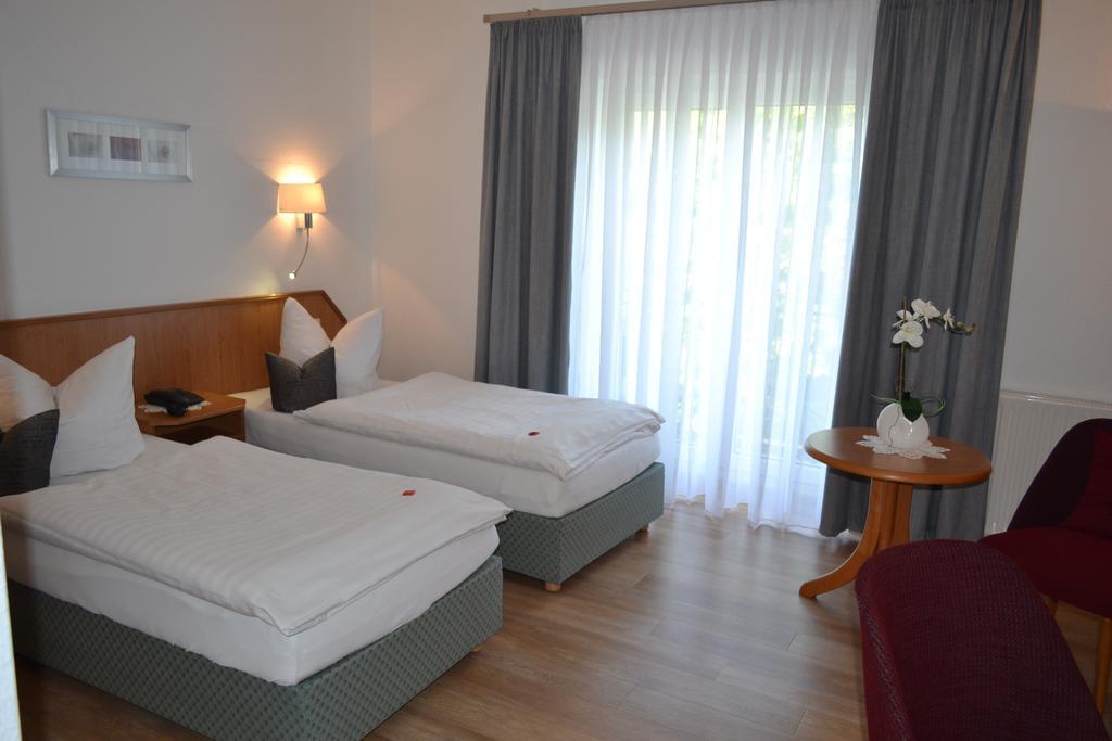 Hotel & Restaurant Zur Linde Freital Eksteriør billede