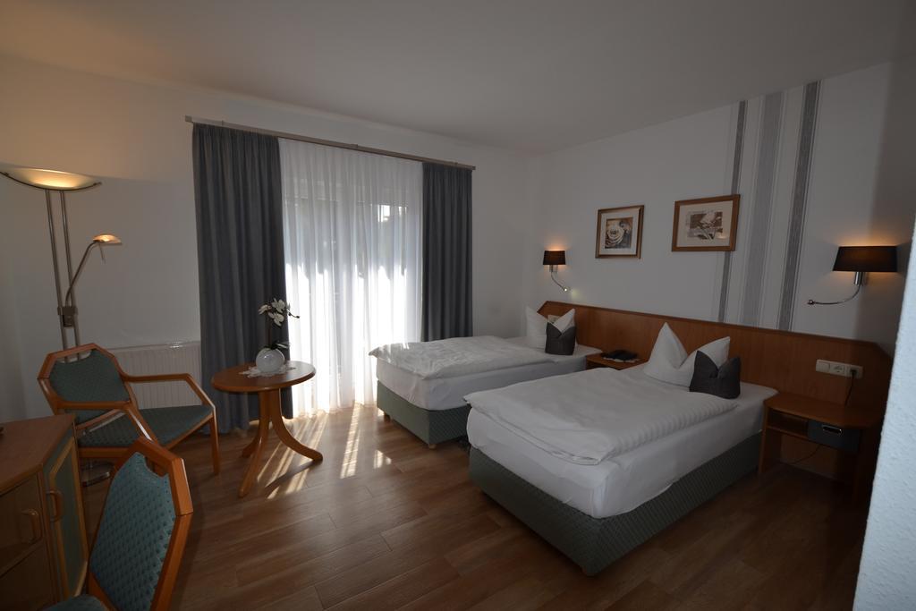 Hotel & Restaurant Zur Linde Freital Eksteriør billede