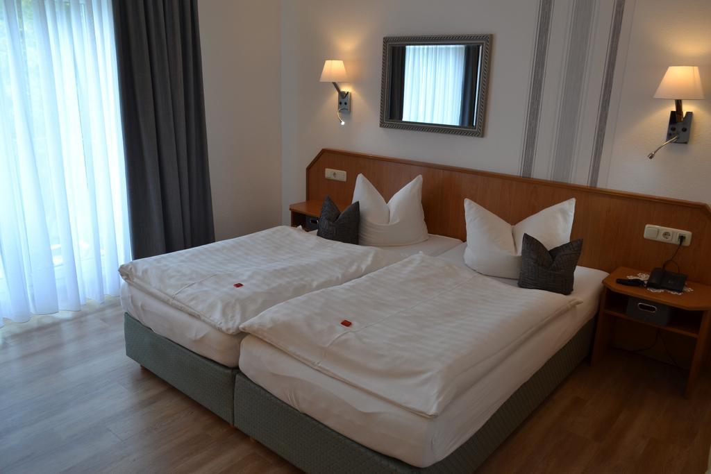 Hotel & Restaurant Zur Linde Freital Eksteriør billede