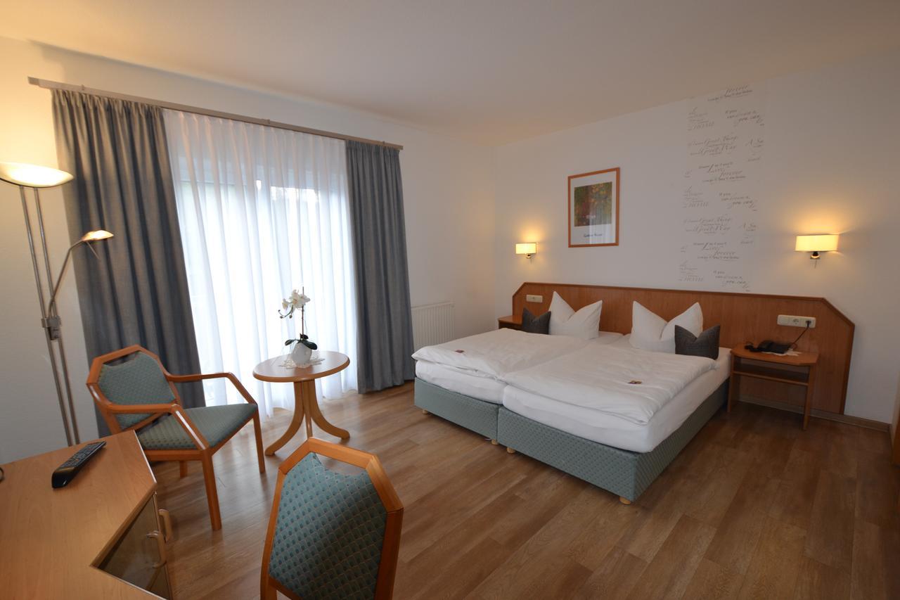 Hotel & Restaurant Zur Linde Freital Eksteriør billede